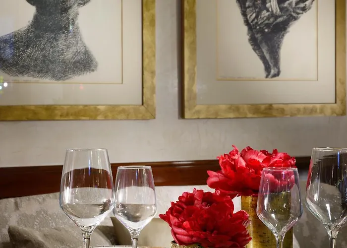 غراند مِنيرفا فندق 4*