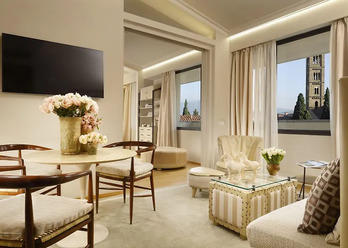 Grand Minerva Hotel 4*