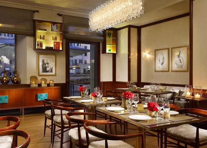 Grand Minerva Hotel 4*